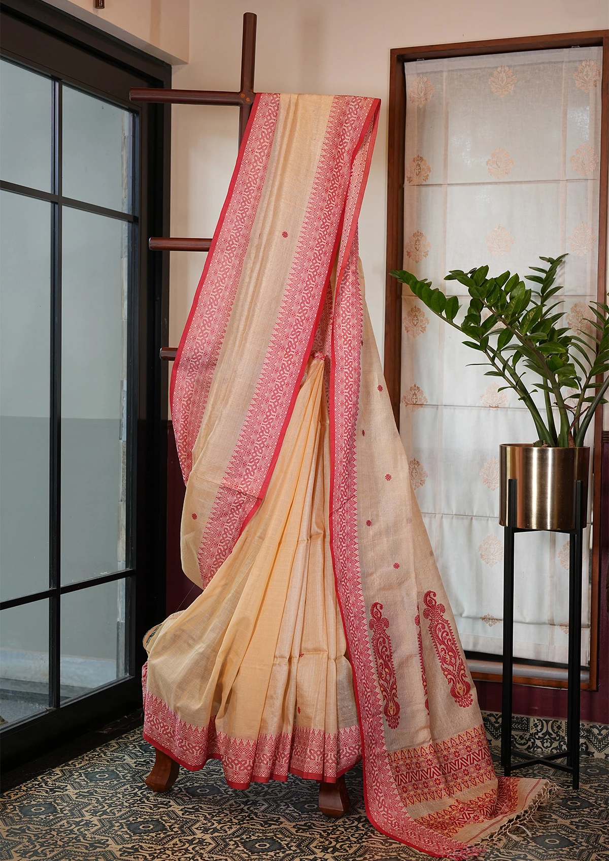 Cream and Pink Pure Tussar Saree with Border Detail