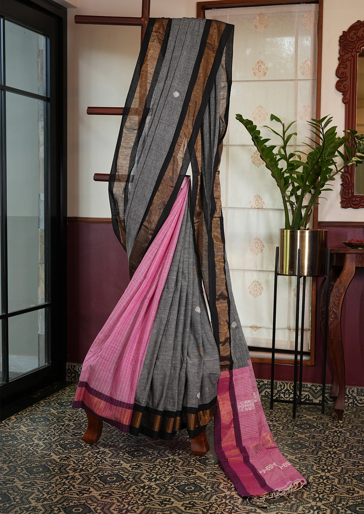Grey and Pink Premium Handloom Bengal Cotton Saree