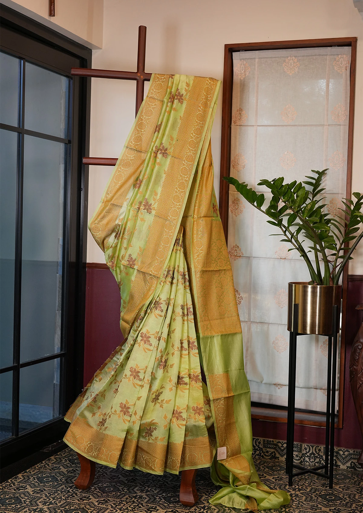 Light Green Chiniya Dupion Alfi Banarasi Saree
