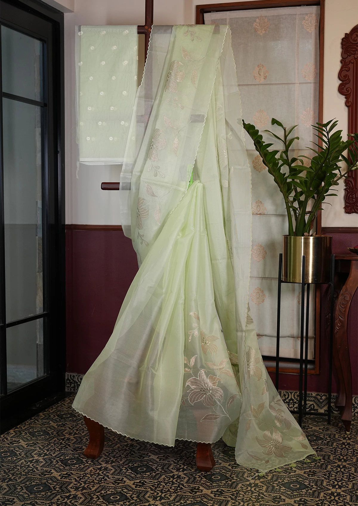 Soft Ivory Applique Work Organza Saree
